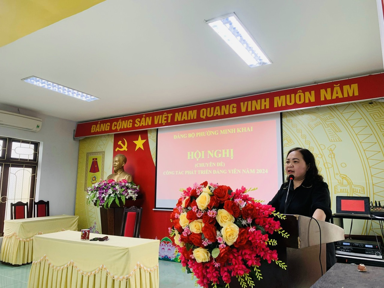 Đảng bộ phường Minh Khai tổ chức Hội nghị chuyên đề công tác phát triển đảng viên năm 2024