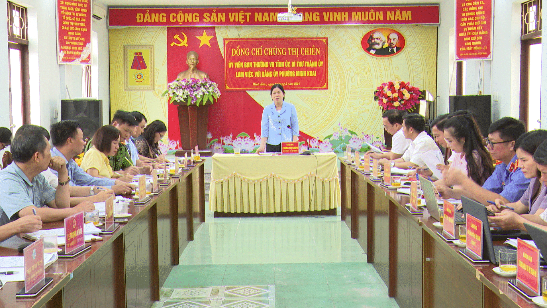Bí thư Thành ủy Hà Giang Chúng Thị Chiên làm việc với Đảng ủy phường Minh Khai