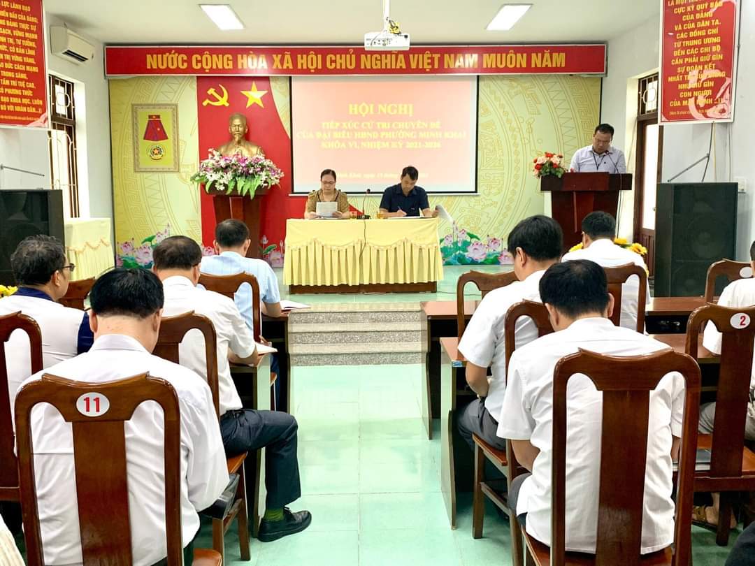 Phường Minh Khai tổ chức Hội nghị chuyên đề về công tác giáo dục và xã hội hóa