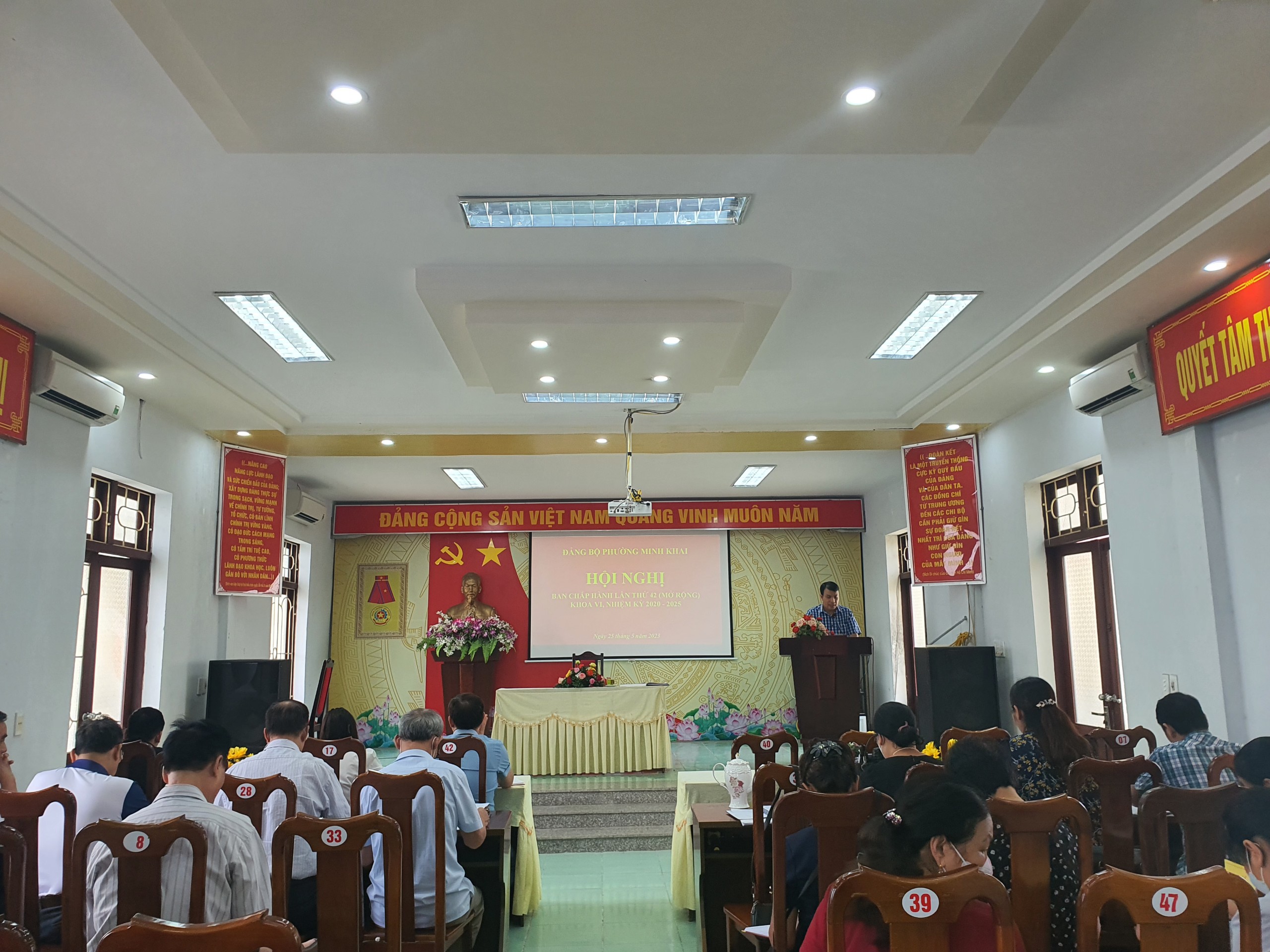 Hội nghị lần thứ 46 (mở rộng) Ban Chấp hành Đảng bộ phường Minh Khai khóa VI, nhiệm kỳ 2020 - 2025